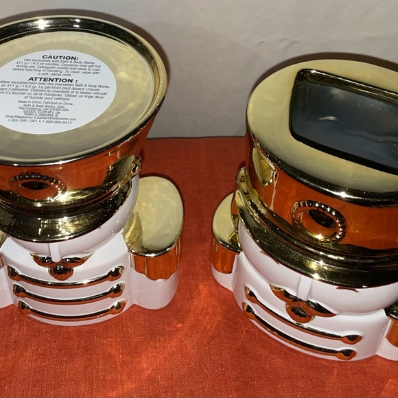 Bath & Body Works Nutcracker Candle & Soap Holder Bundle - Picture 3 of 5